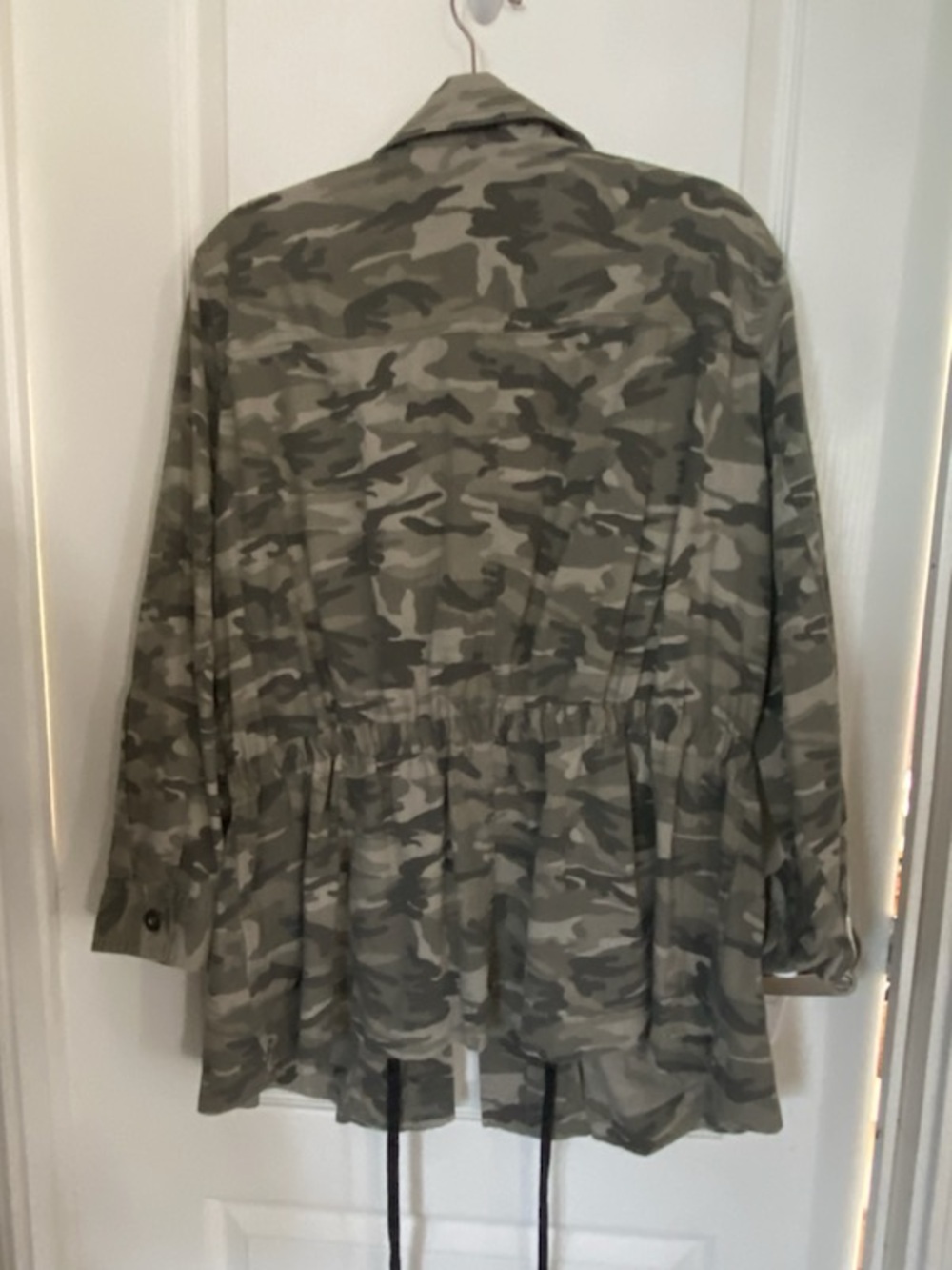 NWT DKNY Jeans Camo Print Drawstring Utility Cargo Jacket Rosemary Plus 1X - Picture 6 of 8